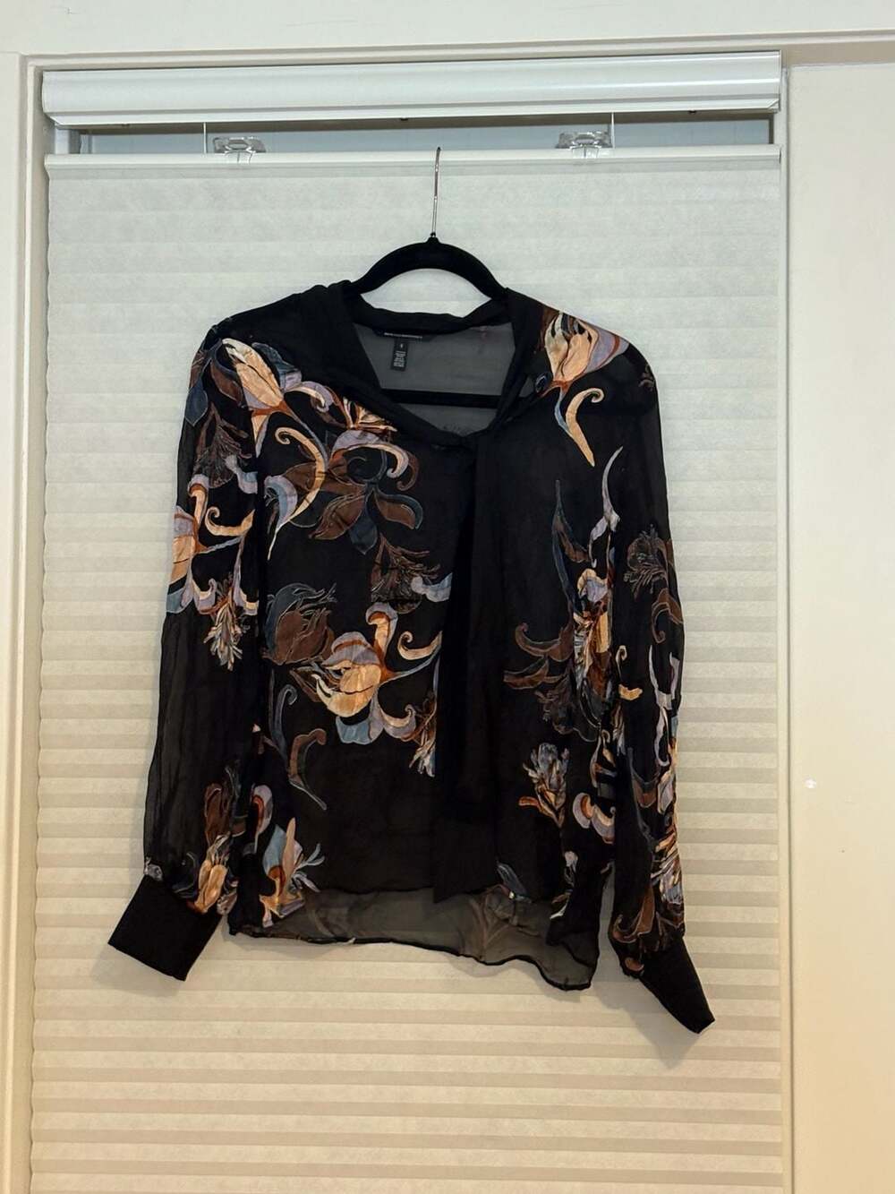 White House Black Market Silk Burnout Blouse Size S Floral Tie Neck
